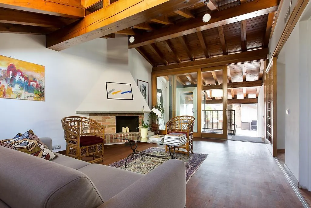 San Clemente Bed and Breakfast Crema