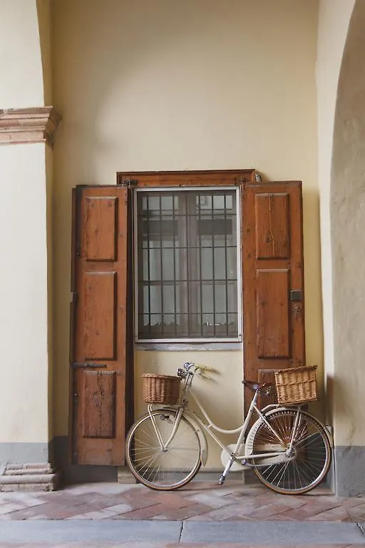 San Clemente Bed & Breakfast Crema